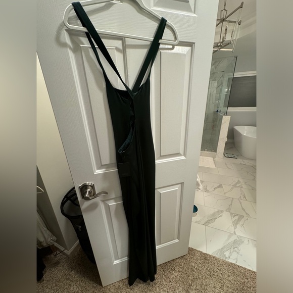 NBD Jill Gown Emerald Green NWT - Picture 8 of 9